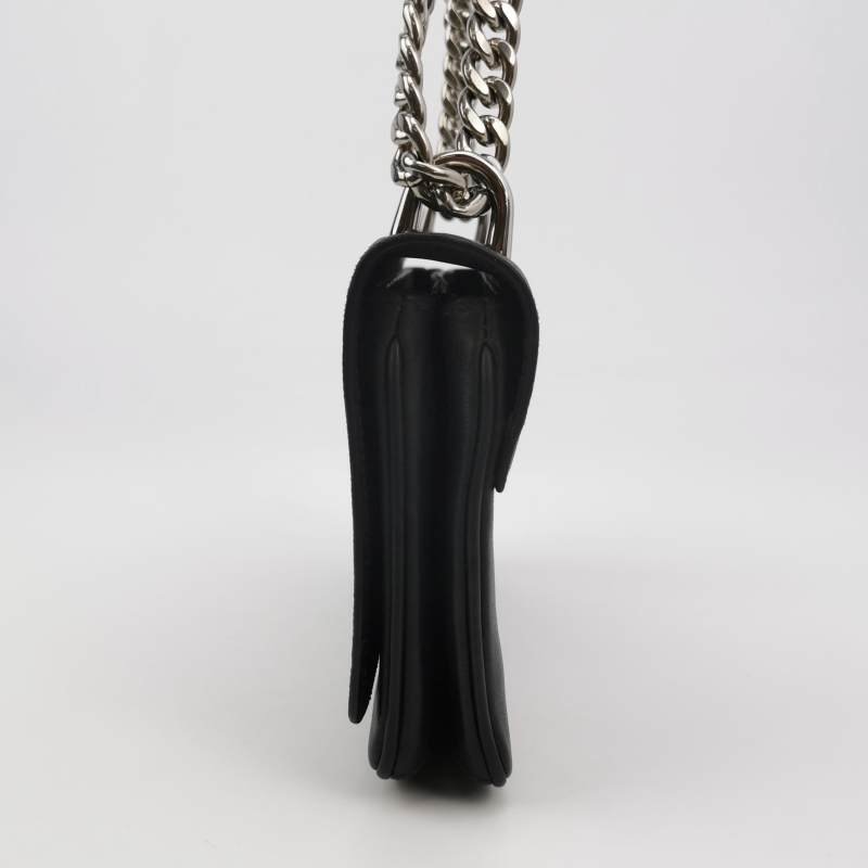 Prada牛皮純色字母Logo單肩包-2