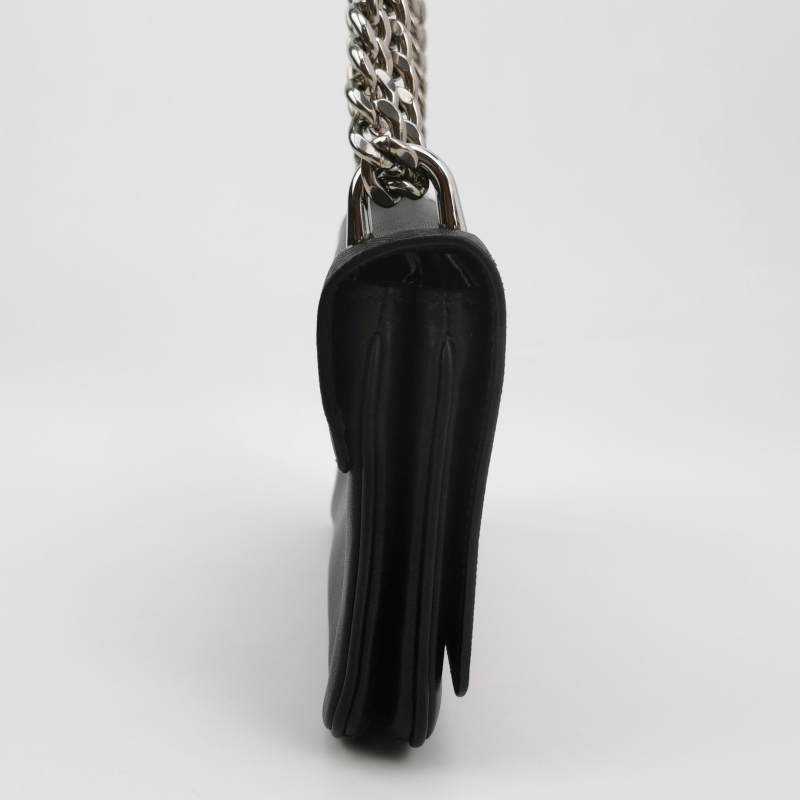 Prada牛皮純色字母Logo單肩包-3