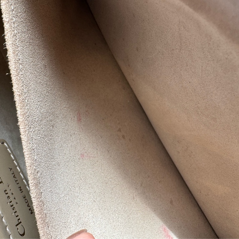 Dior奶茶色黛妃雙釦掀蓋橫式郵差包-30