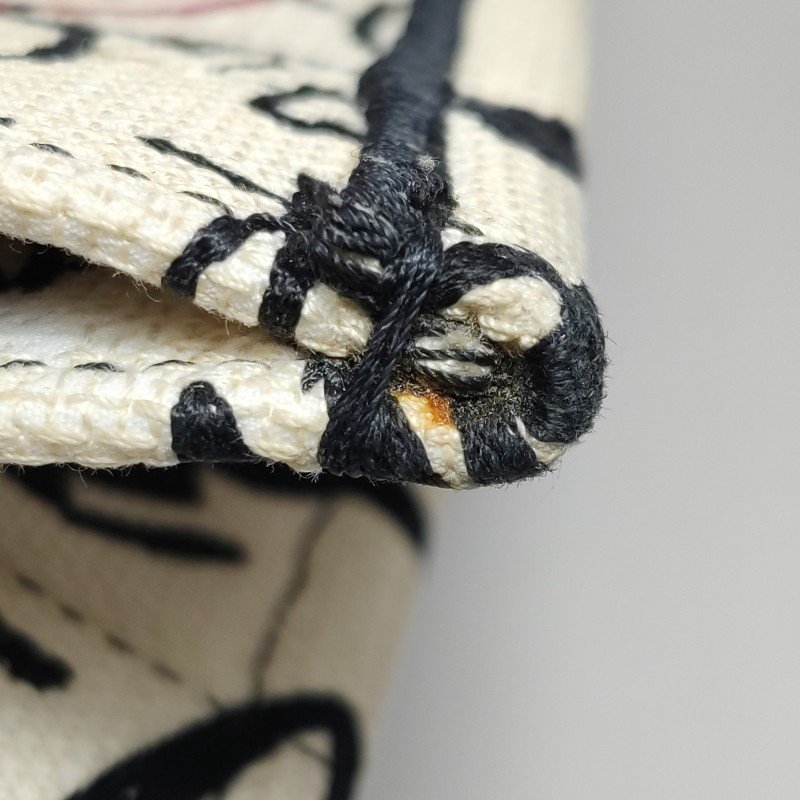 Dior BookTote小號帆布七夕限定塗鴉手提包-14