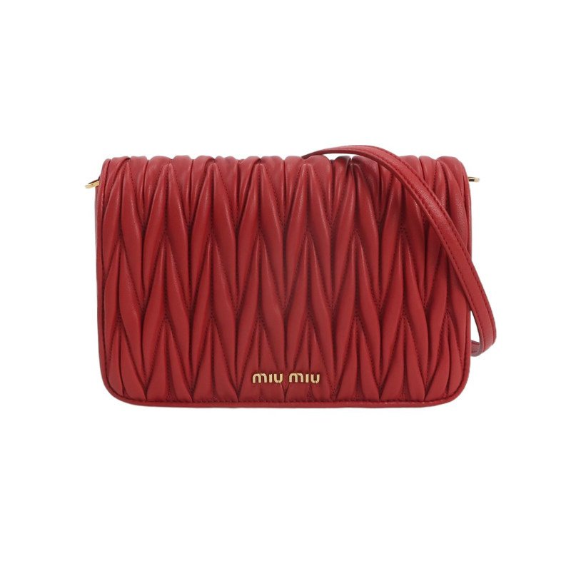 Miu Miu羊皮純色字母logo褶皺斜挎包單肩包-0