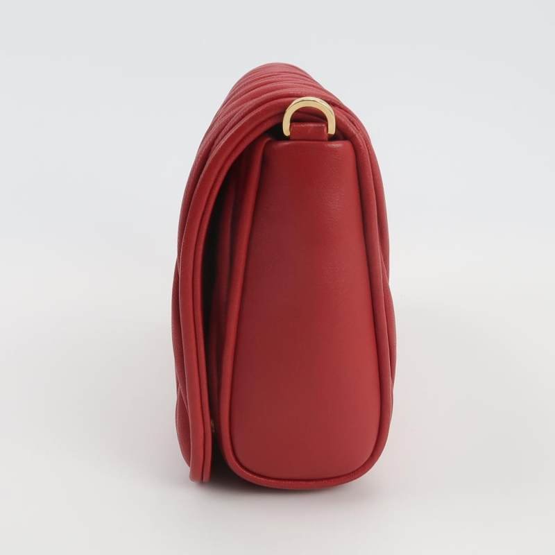 Miu Miu羊皮純色字母logo褶皺斜挎包單肩包-2