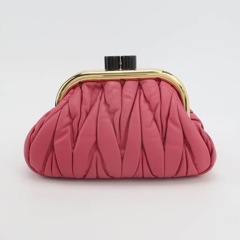 Miu Miu Belle羊皮純色絎縫字母Logo斜挎包單肩包-4