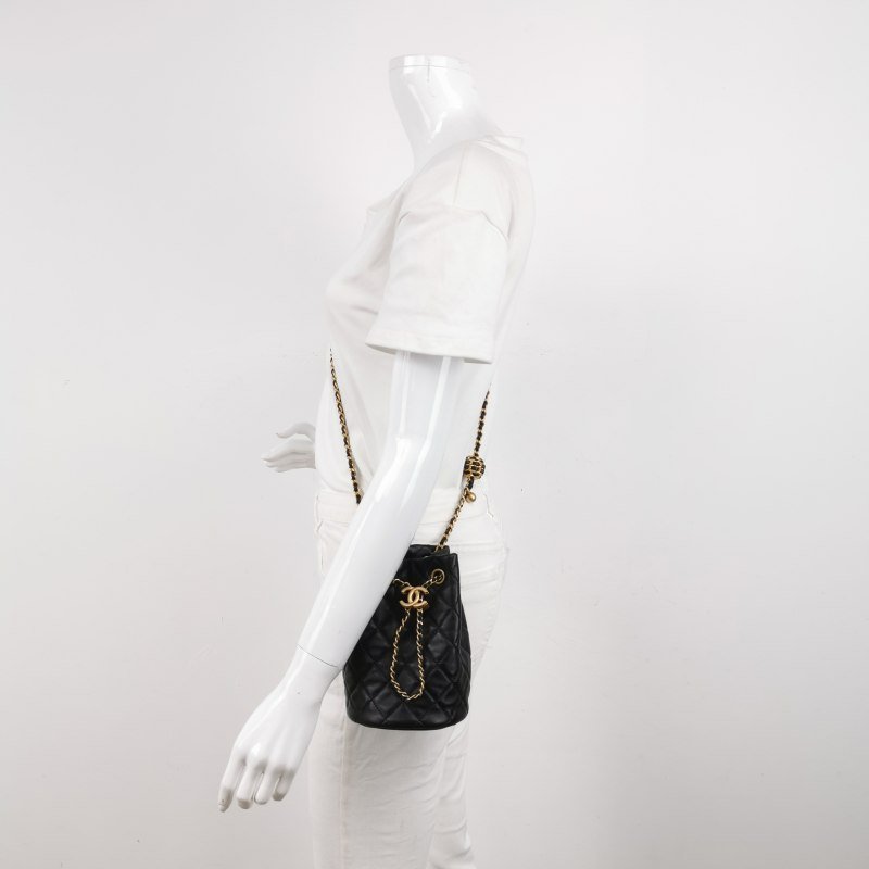 Chanel羊皮純色菱格絎縫雙CLogo斜挎包單肩包 晶片款-1