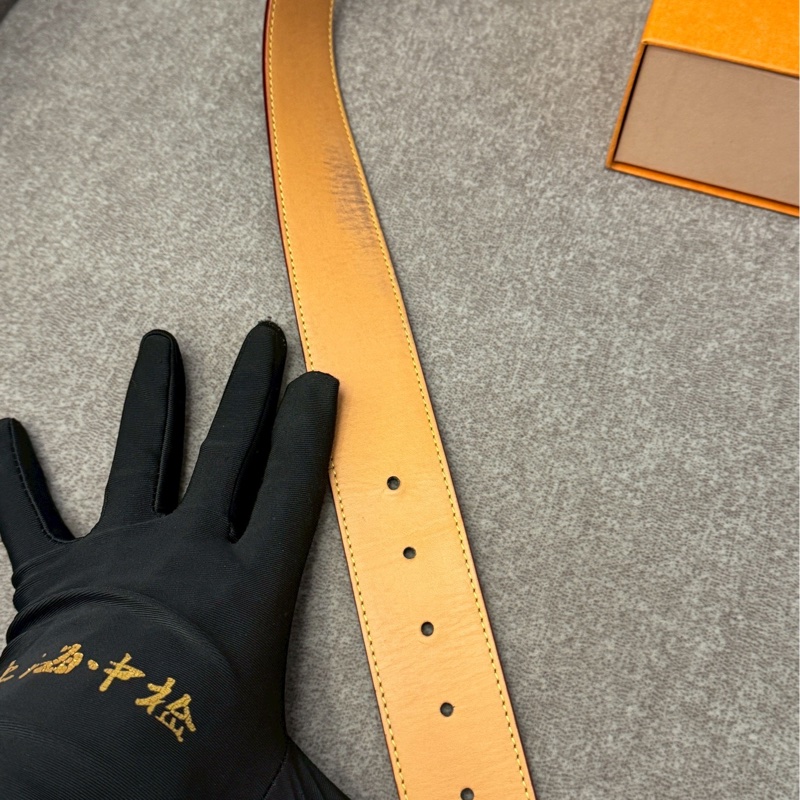 LV Tyler限量老花皮帶-4