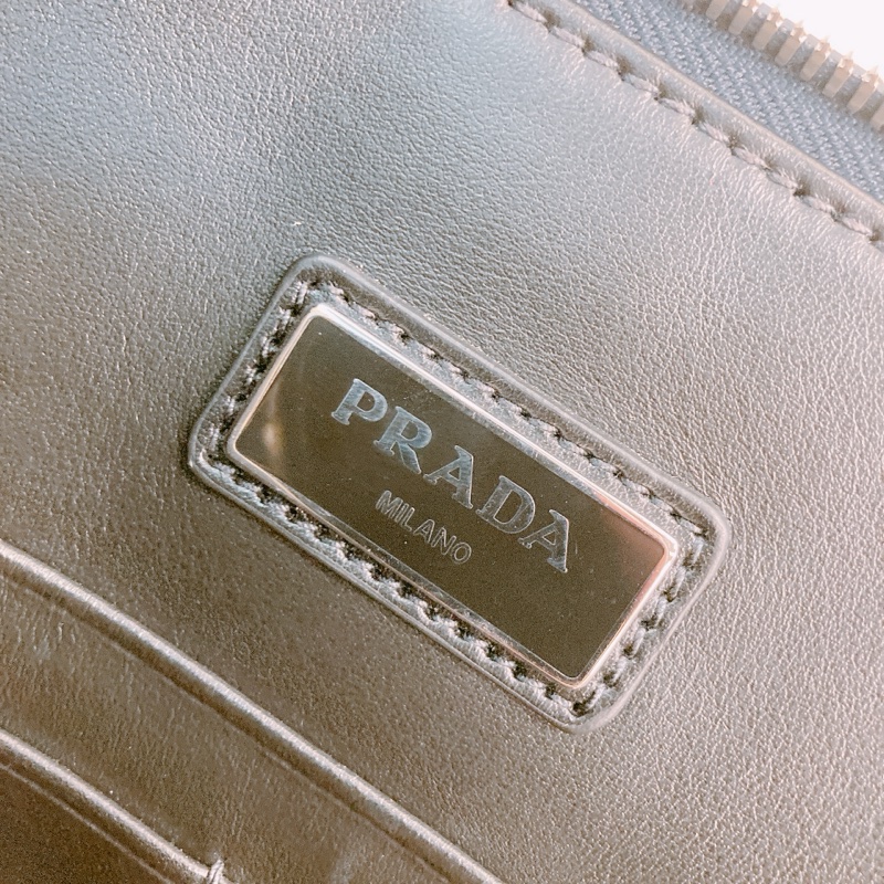 MS0467 PRADA 哥普拉十字皮紋手拿包包CLUTCH 33CM SAFFIANO CALFSKIN-12