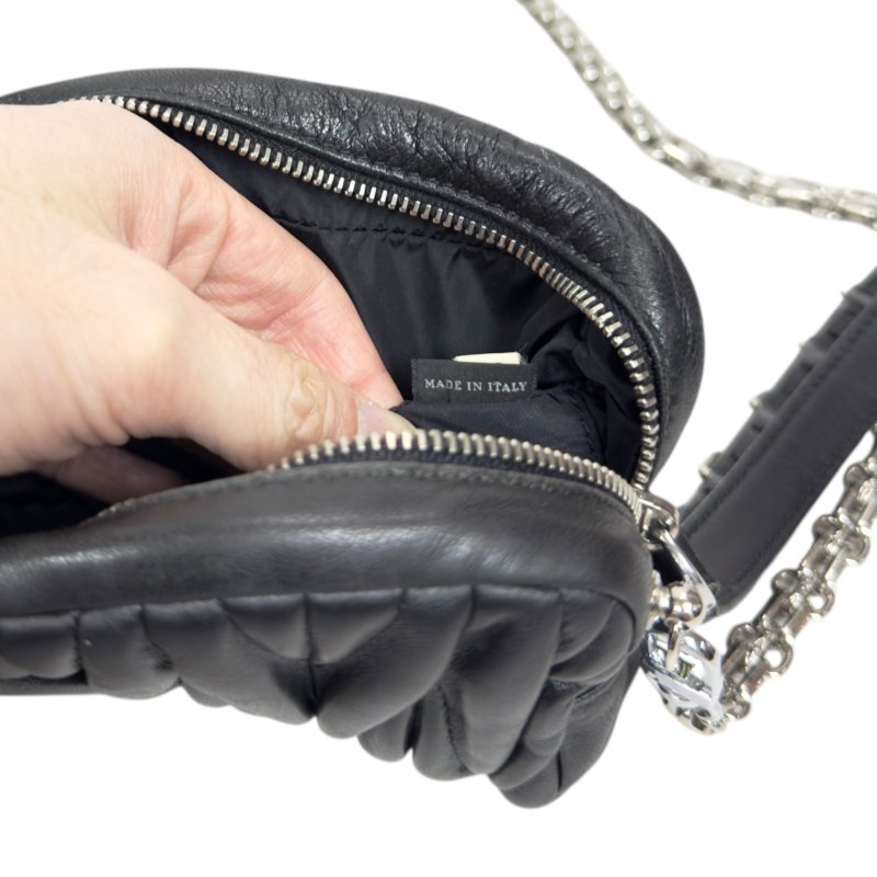 MIU MIU *自加鏈＞送無品牌扣＋無品牌鏈帶* 斜揹 迷你小包-17