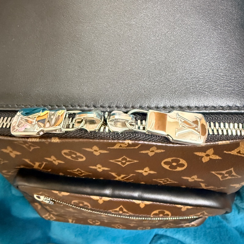 路易威登 LOUIS VUITTON 經典帆布 JOSH後背包 晶片款 附防塵袋-13