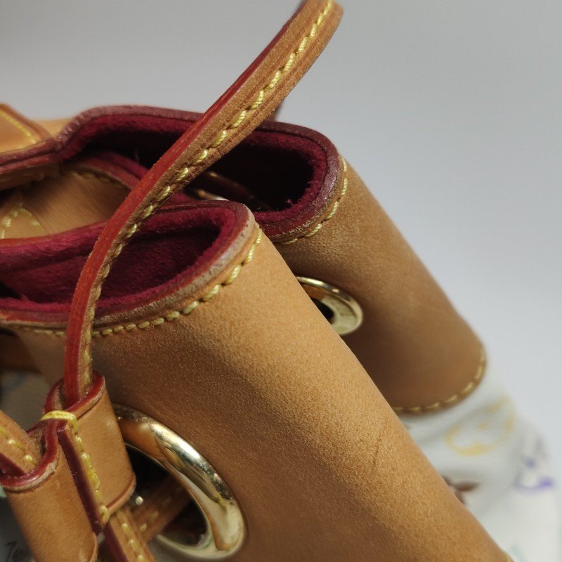 Louis Vuitton(LV)Ursula中號植鞣革白三彩推鎖搭扣包單肩包-14