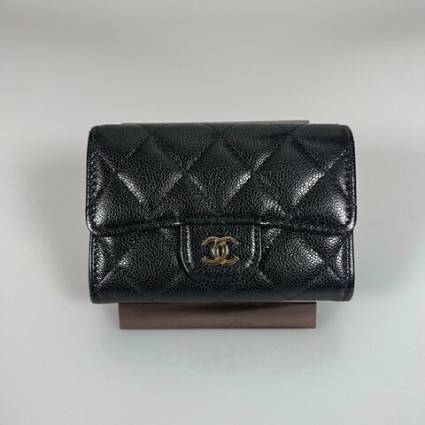 CHANEL CF黑荔枝翻蓋卡包 AP4098/晶片款