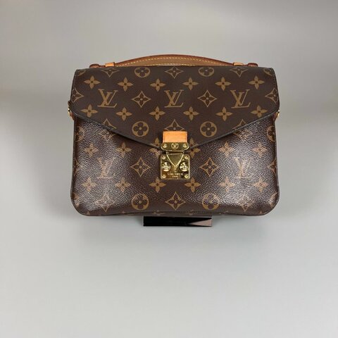 LV M44875 老花郵差包