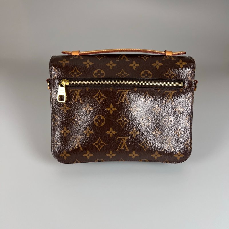 LV M44875 老花郵差包-1