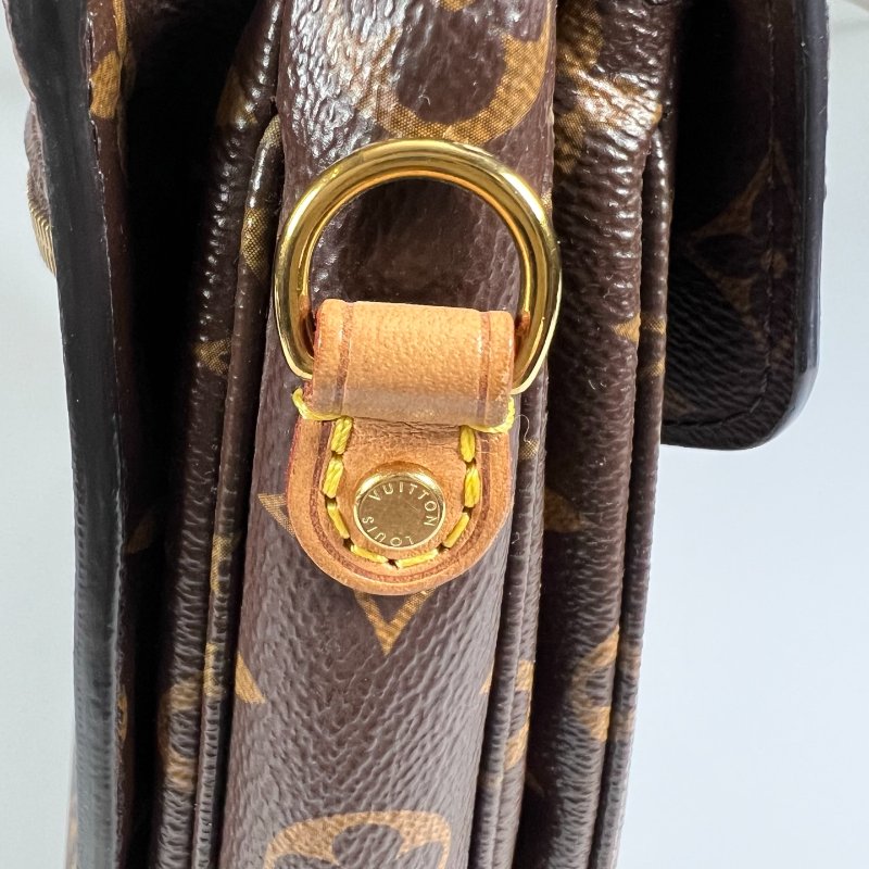 LV M44875 老花郵差包-13