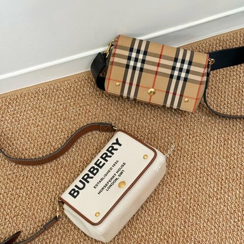 Burberry Note格紋斜背包