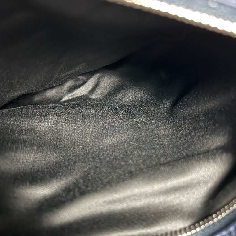 MIUMIU 37 藍褶皺鑽石單背包-6