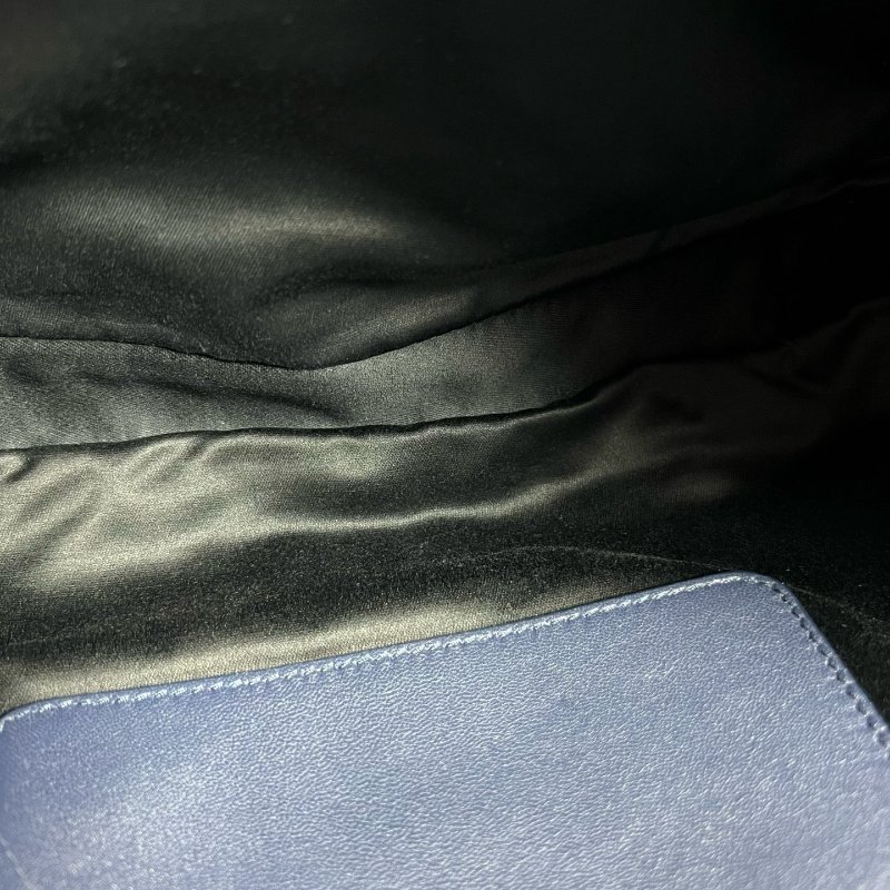 MIUMIU 37 藍褶皺鑽石單背包-7