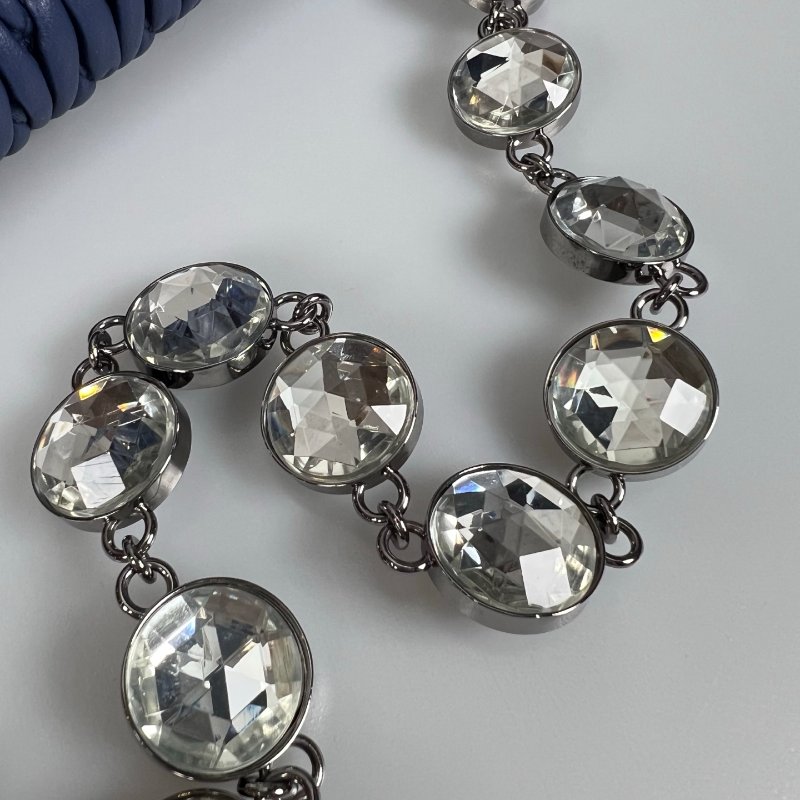 MIUMIU 37 藍褶皺鑽石單背包-13