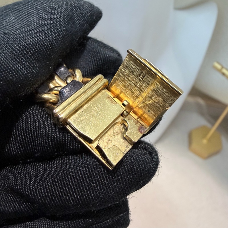 Chanel 金色小方糖手錶 M size I860-12