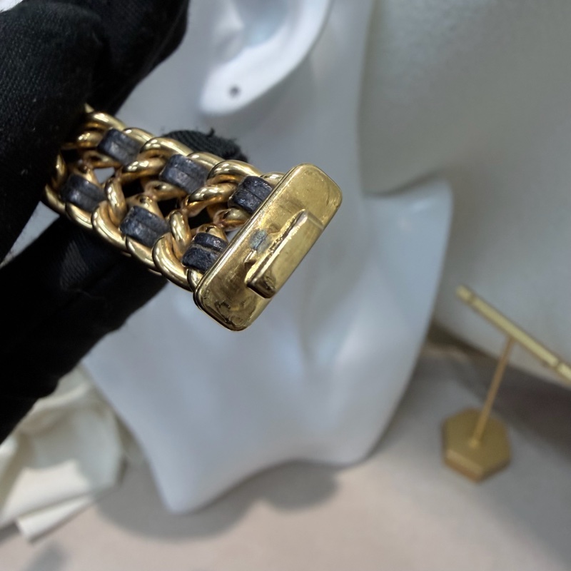 Chanel 金色小方糖手錶 M size I860-16