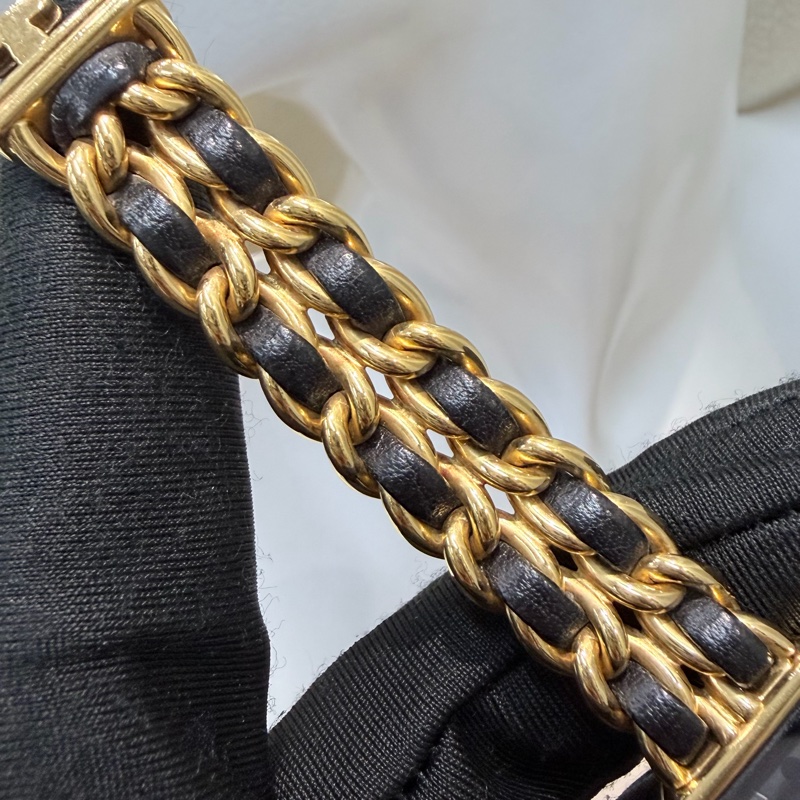 Chanel 金色小方糖手錶 M size I860-30