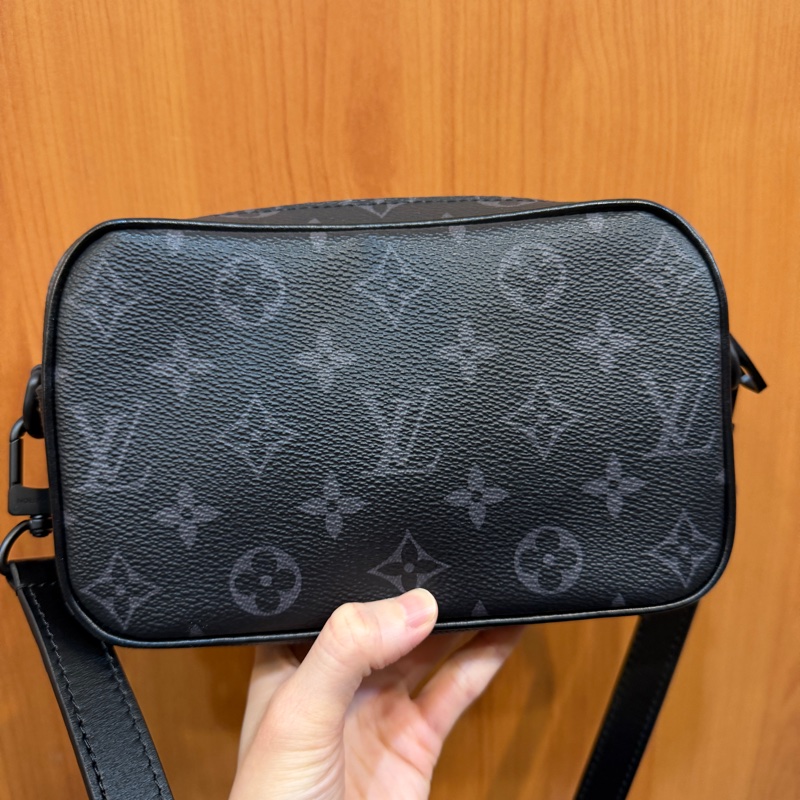 LV 黑灰原花黑釦Trocadero斜背相機包M14253-6