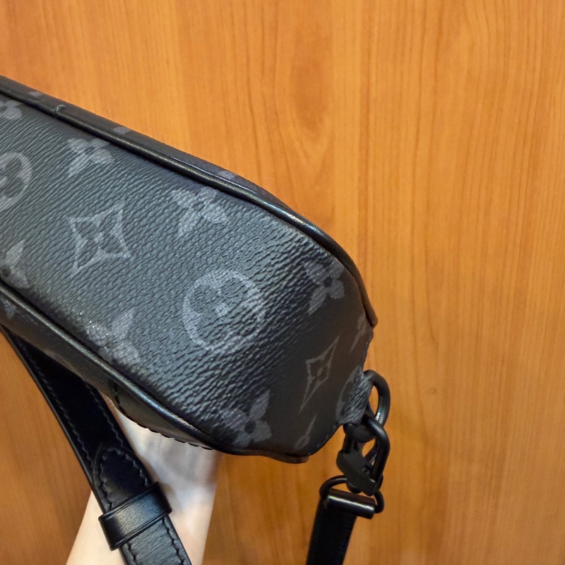 LV 黑灰原花黑釦Trocadero斜背相機包M14253-9