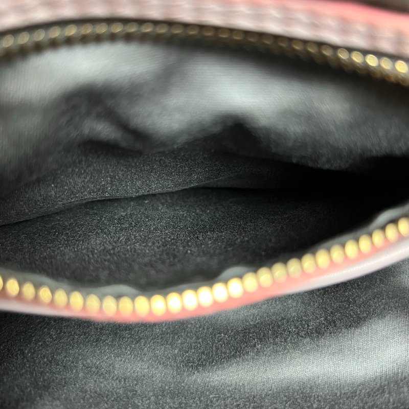 MIUMIU 灰拚粉金扣褶皺手提斜背包-11