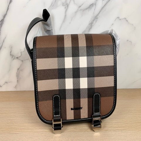 Burberry 格紋斜背包、郵差包 8052804