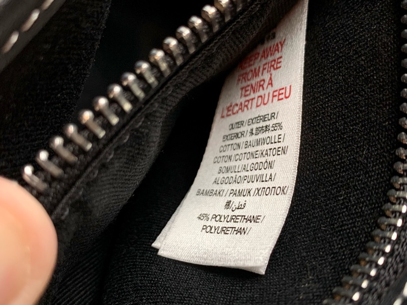 Burberry 格紋斜背包、郵差包 8052804 Check Crossbody Bag-9