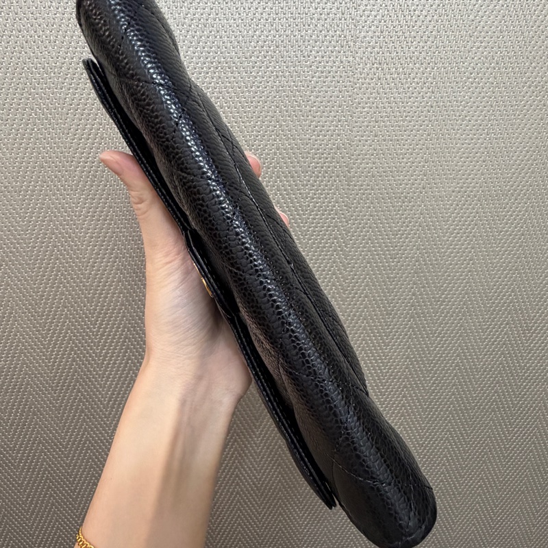 Chanel 黑荔枝皮金釦下蓋12卡長夾AP0241-6