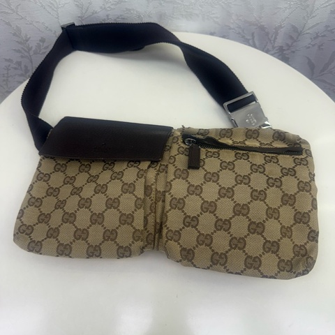 Gucci 腰包
