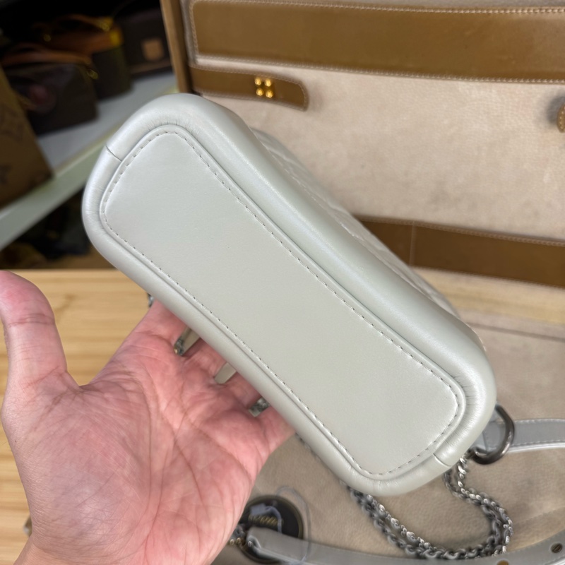 上架中🔑Chanel 珍珠灰菱格小款流浪包-6