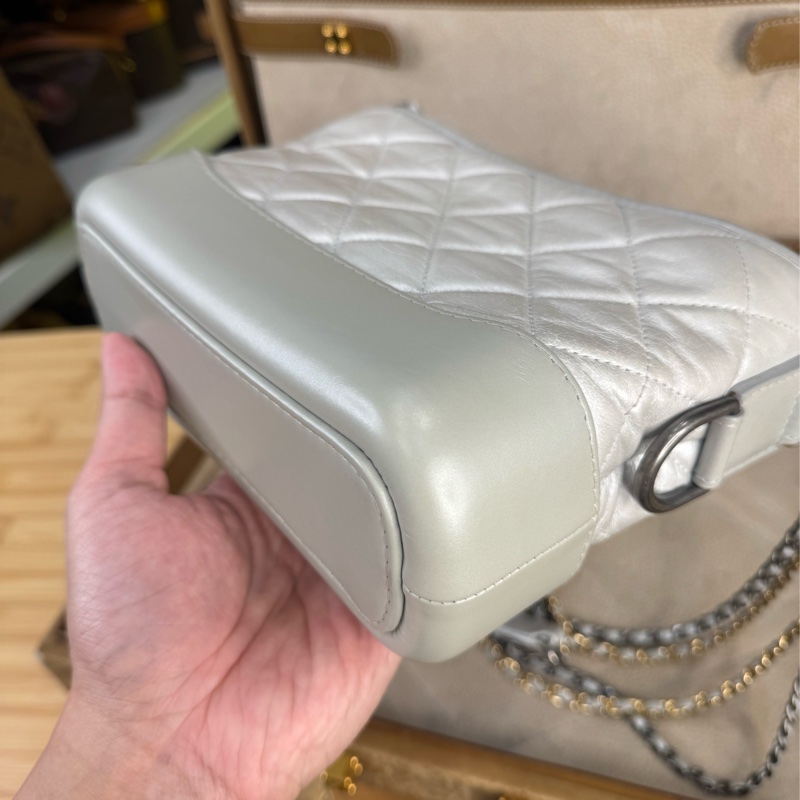 上架中🔑Chanel 珍珠灰菱格小款流浪包-10