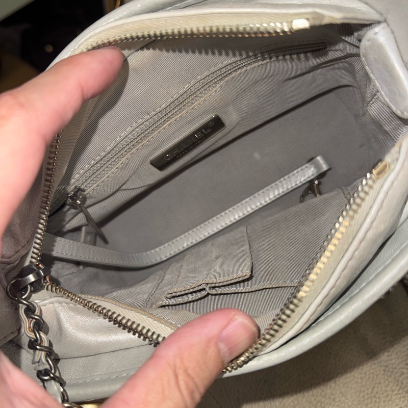 上架中🔑Chanel 珍珠灰菱格小款流浪包-18