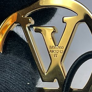 *奢華大道國際精品＊【L3361】LV金色 LOGO 髮束 M00760-2