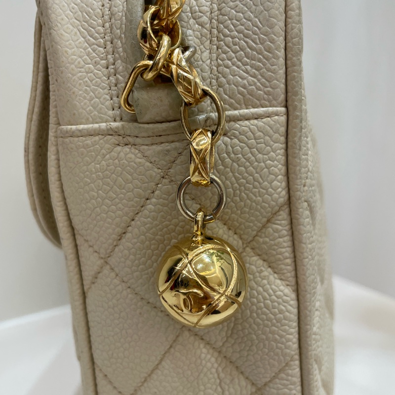 Chanel Vintage 荔枝皮奶茶色金球雕花鏈條包-3