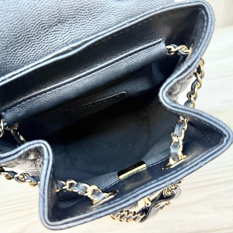 CHANEL黑金粒紋牛皮束口雙口袋後背包AS3290-9