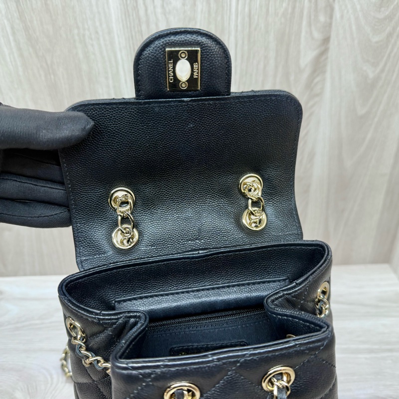 CHANEL黑金粒紋牛皮束口雙口袋後背包AS3290-25