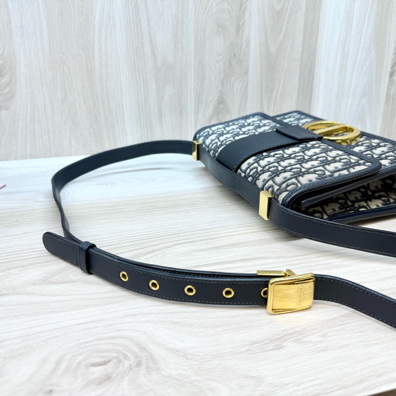 DIOR藍緹花布金釦蒙田30系列側背包M9208UTZQ-9