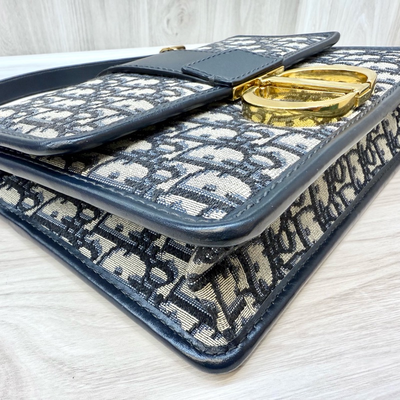DIOR藍緹花布金釦蒙田30系列側背包M9208UTZQ-14