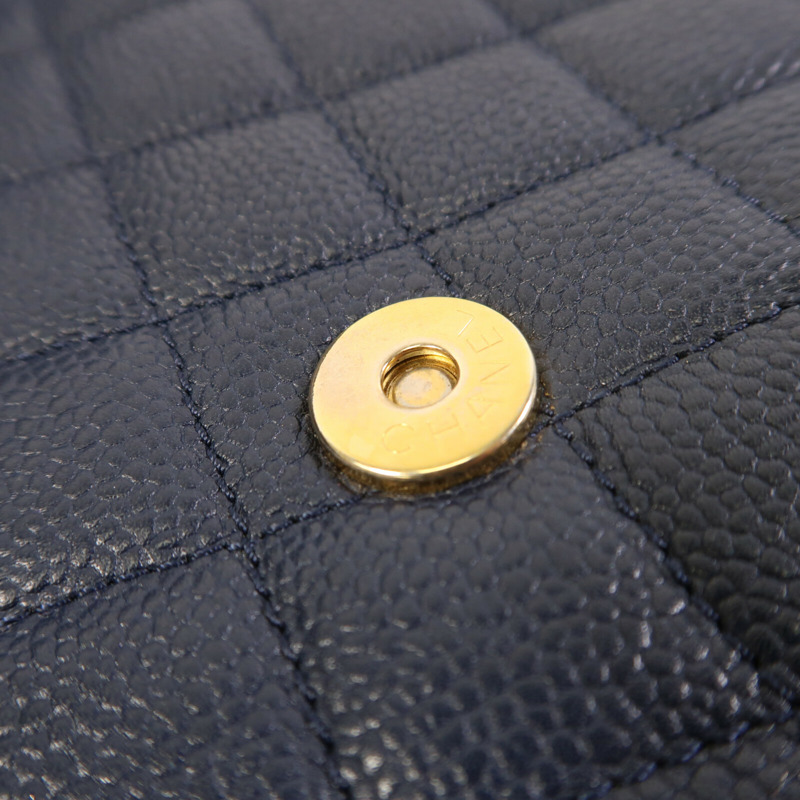 CHANEL 牛皮皮革Filigree Flap金扣鏈帶肩背袋-11