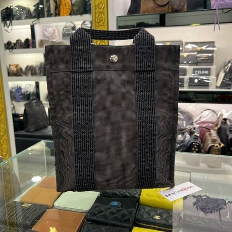 東區正精品㊣HERMES HERLINE 深灰色帆布H LOGO釦子拉鍊手提包公事包帆布包電腦包後背包小款 RZ6132