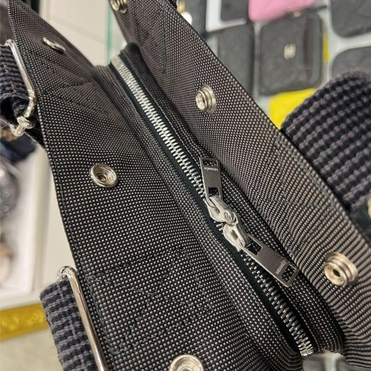 東區正精品㊣HERMES HERLINE 深灰色帆布H LOGO釦子拉鍊手提包公事包帆布包電腦包後背包小款 RZ6132-2