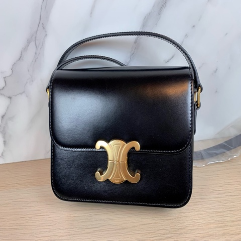 Celine Triomphe凱旋門 黑金 小號 斜背包 肩背包