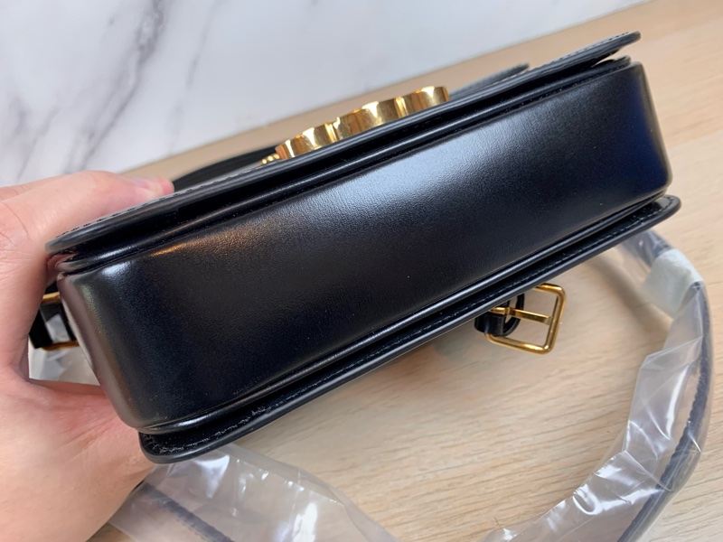 Celine Triomphe凱旋門 黑金 小號 斜背包 肩背包-3