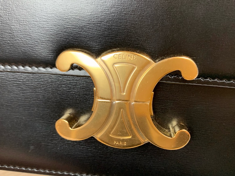 Celine Triomphe凱旋門 黑金 小號 斜背包 肩背包-6