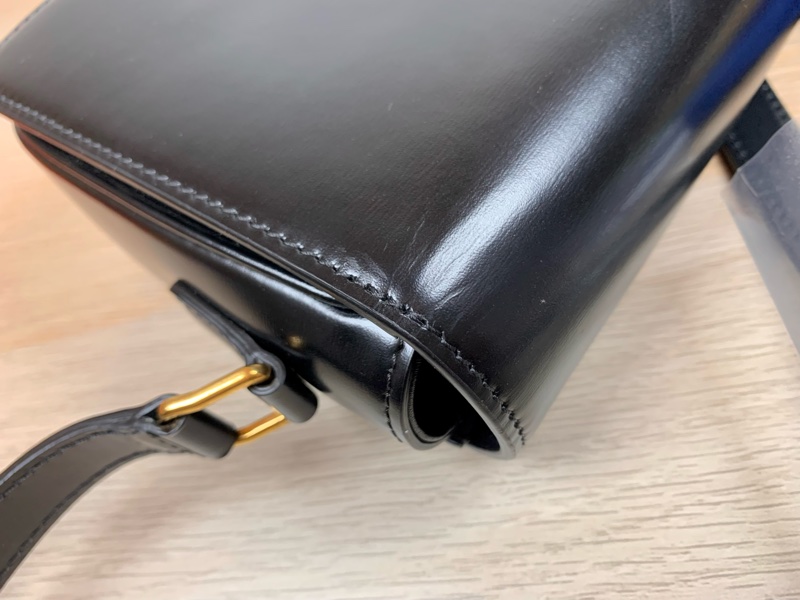 Celine Triomphe凱旋門 黑金 小號 斜背包 肩背包-17