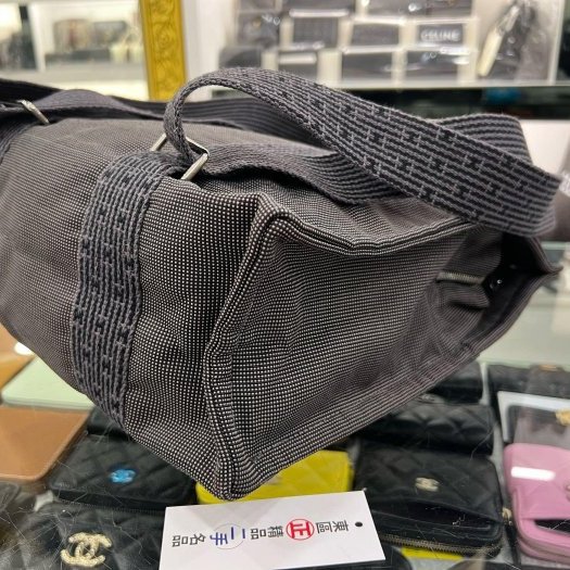 東區正精品㊣ HERMES HERLINE 深灰色帆布H LOGO釦子拉鍊手提包公事包帆布包電腦包後背包中款 RZ6132-7