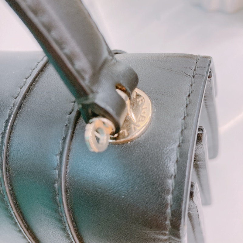 MS0469 BVLGARI 寶格麗蛇頭標誌翻蓋式鍊帶包包SERPENTI FOREVER TOP HANDLE CALFSKIN-18