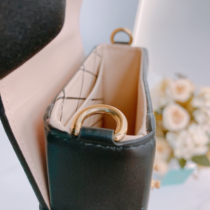 MS0470 LOUIS VUITTON 路易威登樹皮紋硬盒子電話鍊帶包包VERTICAL TRUNK POCHETTE EPI CALFSKIN-16